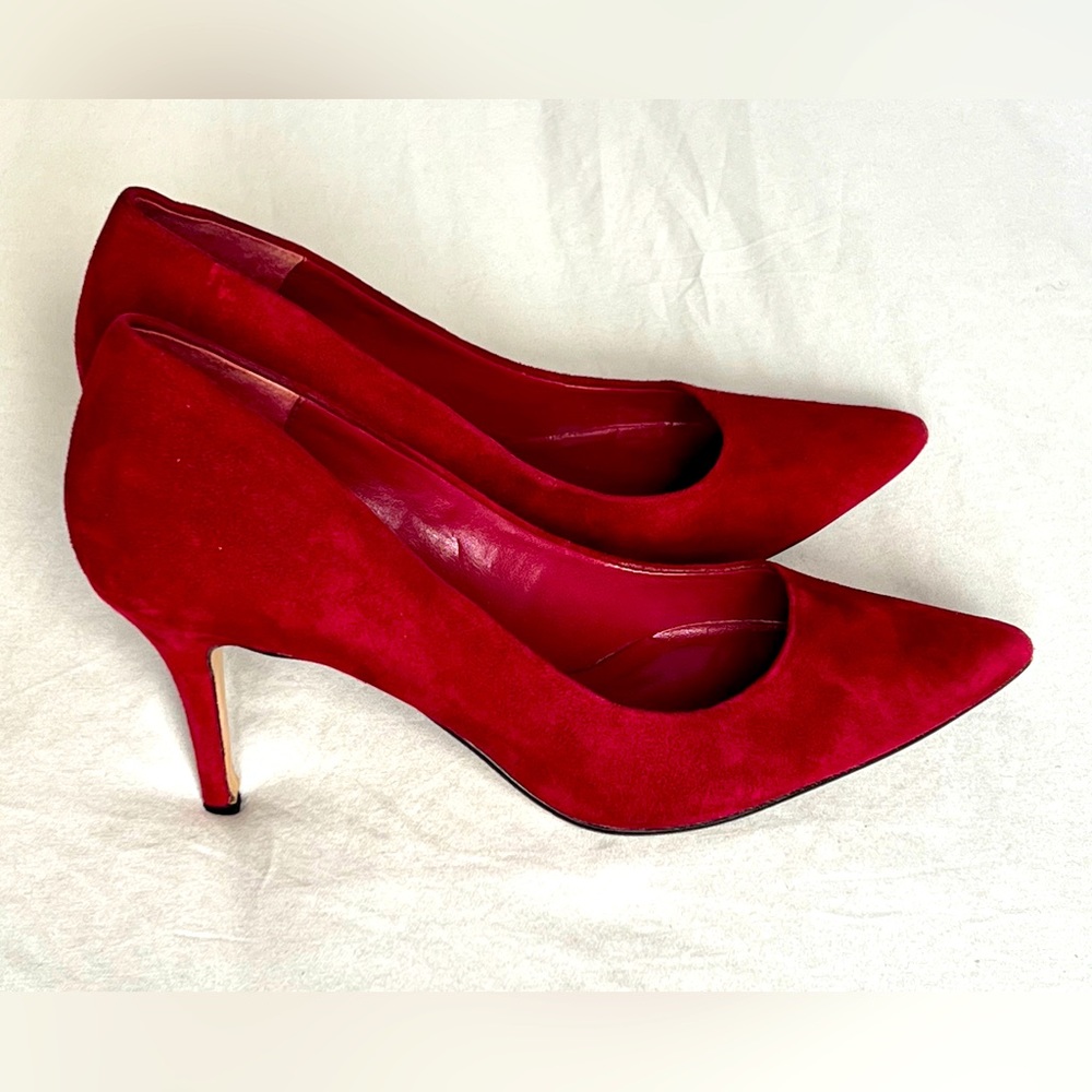 Eye-catching Dune London Alina red suede leather 3” pumps, Size 38 EU, 7 US
